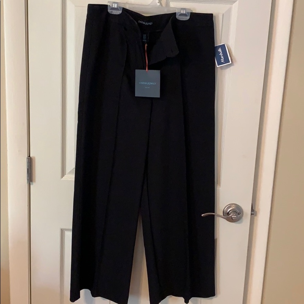 Cropped Pants
